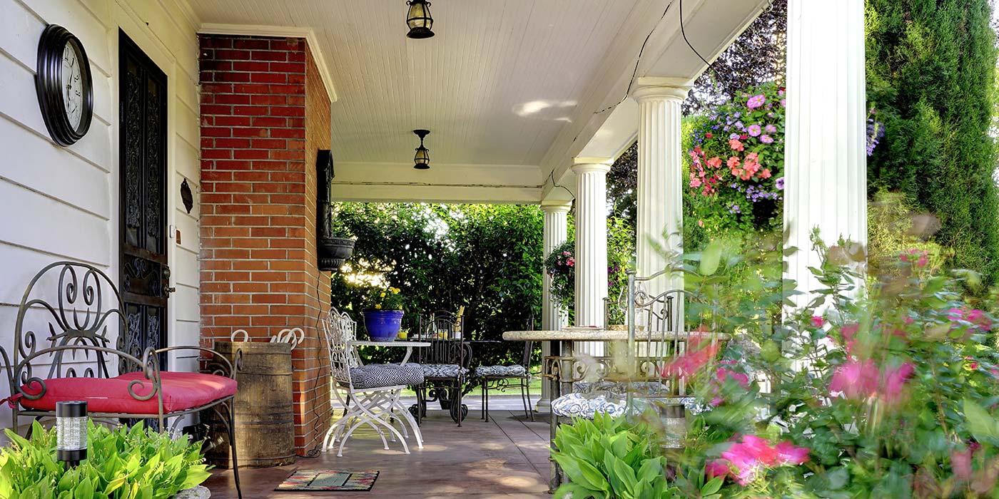 After visiting the Evergreen Aviation & Space Museum, relax and unwind at our McMinnville Bed and Breakfast